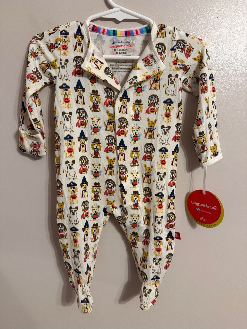 NWT Magnetic Me Tricks Or Treats Halloween Dogs Modal Magnetic Footie 0-3 months